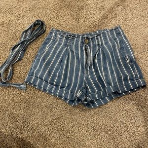 American eagle fitted striped shorts